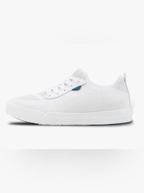 Vessi Weekend Classic White Knit Lace-Up Sneaker